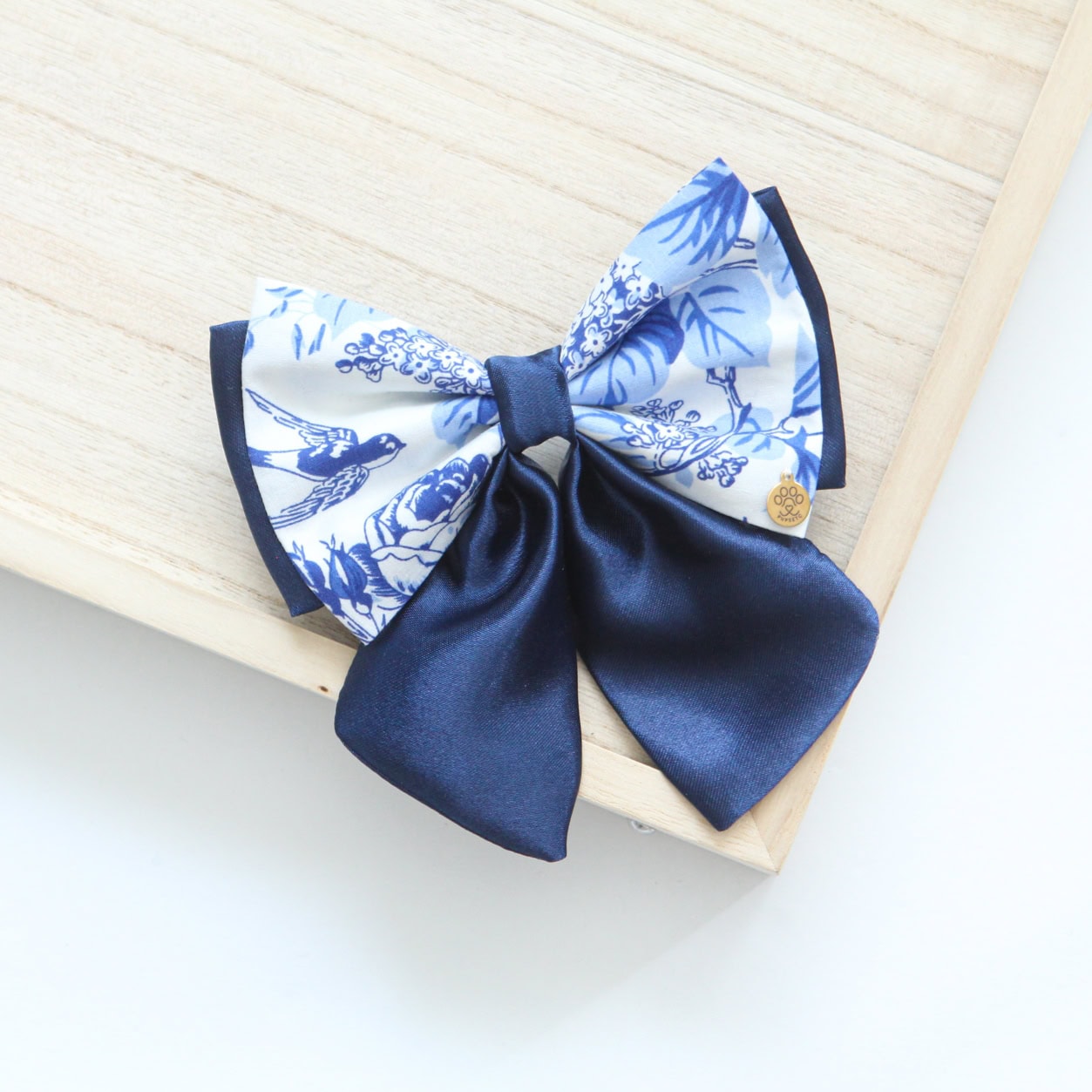 Porcelain Bow